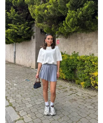 Kadın Sandy Kumaş Bağıcık Detaylı şort