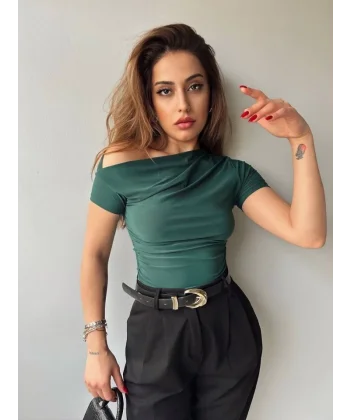 Kadın Sandy Kumaş Düşük Omuz Bluz