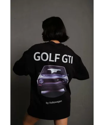 Kadın Oversize Baskılı Tişört – Golf GTI Retro Araba Desenli, Ön & Arka Dijital Baskı, Sokak Modası Stil - Siyah