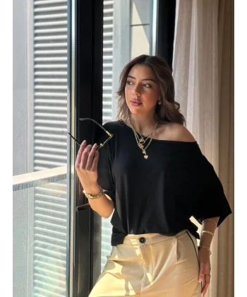 Kadın Tek Omuzu Açık Kısa Kollu Salaş Viskon Bluz