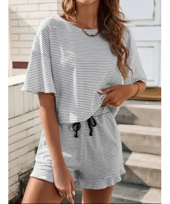 Kadın Üst Bluz Alt Beli Lastikli Şort Viskon Kumaş İkili Takım