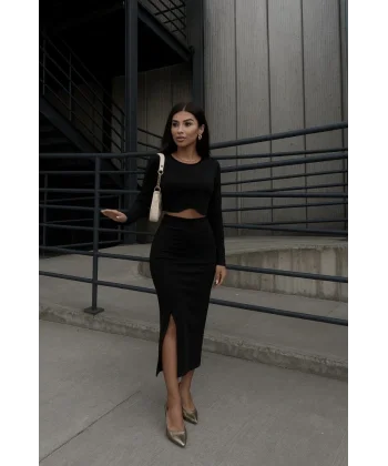 Kadın Uzun Kollu Bisiklet Yaka Kısa Krop Dalgıç Bluz Ile önden Yırtmaçlı Uzun Etek Ikili Takım