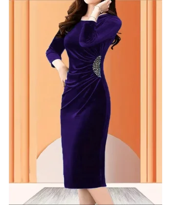 Kadın Uzun Kollu Bot Yaka Yanı Taş Detaylı Midi Kadife Elbise