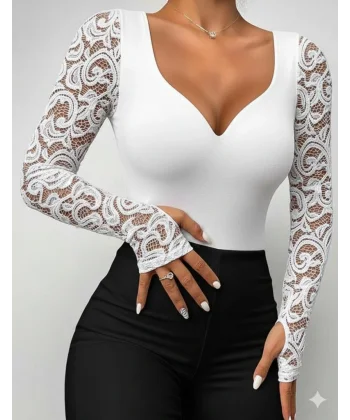 Kadın Uzun Kollu Dantelli Dekolte Detaylı Dalgıç Bluz