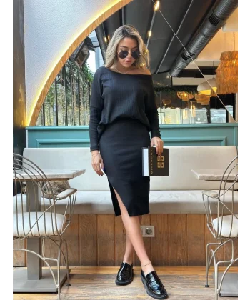 Kadın Uzun Kollu Düşük Omuz Yırtmaç Detay Kaşkorse Etek Bluz Ikili Takım