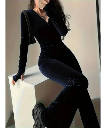 Kadın Uzun Kollu Kapşonlu Fermuarlı Kadife Tulum