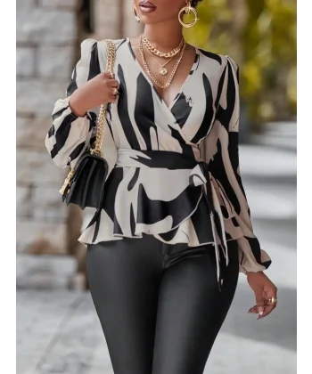 Kadın Uzun Kollu Kruvaze Yakalı Yandan Bağlamalı Kısa Beli Kuşaklı Modal Bluz