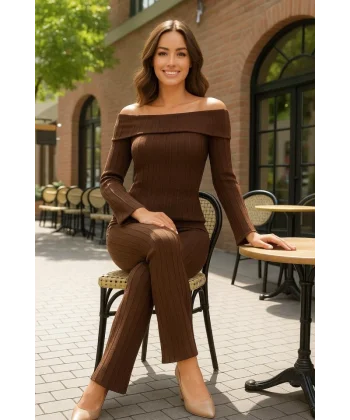 Kadın Uzun Kollu Madonna Döküm Yaka Bluz Ve Pantolon Ikili Takim