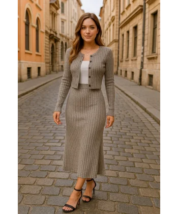 Kadın Uzun Kollu önden Düğmeli Bluz Ve Yüksek Bel A Kesim Uzun Etek şardonlu Kaşkorse Ikili Takım