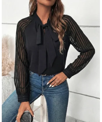 Kadın Uzun Kollu Reglan Kol Detaylı Tüllü Yakadan Bağlamalı Sandy Bluz