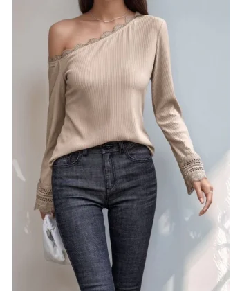 Kadın Uzun Kollu Tek Omuzu Açık Dantelli Burgu Bluz