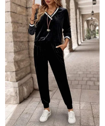 Kadın Uzun Kollu V Yaka Kadife Bluz Ve Pantolon Ikili Takım