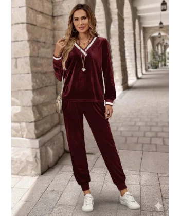 Kadın Uzun Kollu V Yaka Kadife Bluz Ve Pantolon Ikili Takım