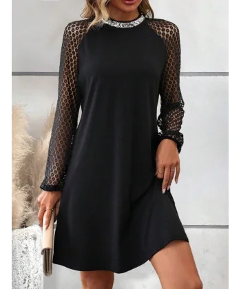 Kadın Uzun Kollu Yarı Balıkçı Yaka Pulpayetli Kolları Dantel Detaylı Mini Ithal Krep Elbise