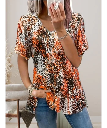 Kadın V Yaka Renkli Leopar Desen Büzgü Detay Süprem Bluz