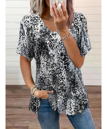 Kadın V Yaka Renkli Leopar Desen Büzgü Detay Süprem Bluz