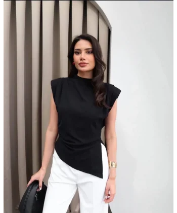 Kadın Vatkalı Asimetrik Kesim Dökümlü Scuba Kumaş Şık Bluz