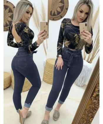 Kadın Yüksek Bel Düğmeli Yırtık Kot Pantolon