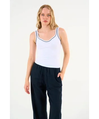 Kalp Yaka Atlet - Beyaz-Siyah