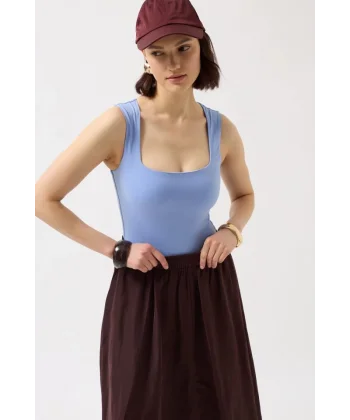 Kare Yaka Kalın Askılı Bodysuit