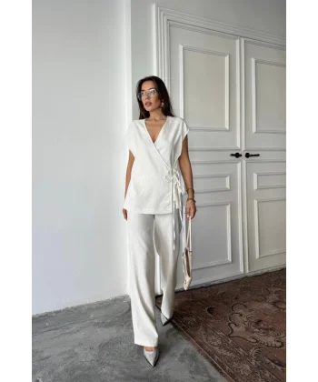 KETEN PULLU KRUVAZE BAĞLAMALI BLUZ - PANTOLON TAKIM - Ham