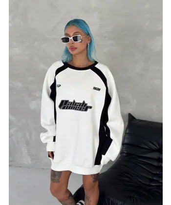 Kışlık Nakış İşlemeli Bisiklet Yaka Parçalı SweatShirt - Beyaz