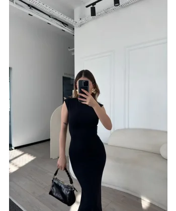 Kolsuz Uzun Likralı Elbise - Siyah