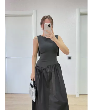 Krep Arkası Kanat Arka Ön Pens Detaylı Uzun Kadın Elbise - Siyah