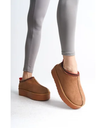 LEILA Bağcıksız Düz ve Kalın Taban İçi Kürklü Kısa Süet Kadın Bot STT - Taba