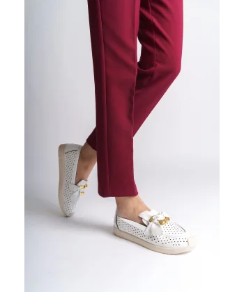 LYDIA Bağcıksız Ortopedik Rahat Taban Kalp Desenli Kadın Babet Ayakkabı  CKT - Beyaz