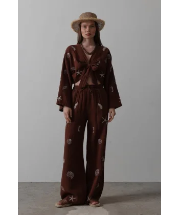 Nakış Detaylı Bağlamalı Takım - Kahve