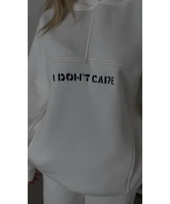 Nakış İşlemeli Üç İplik weat Takım Beyaz