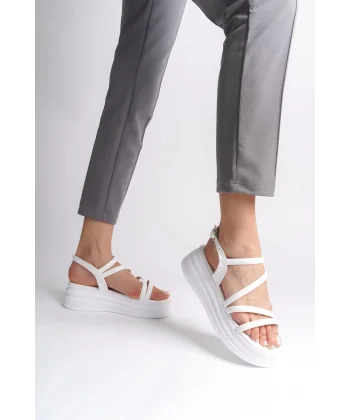 NATALIE İnce Tokalı Şerit Detaylı Ortopedik Taban Kadın Sandalet CBT - Beyaz