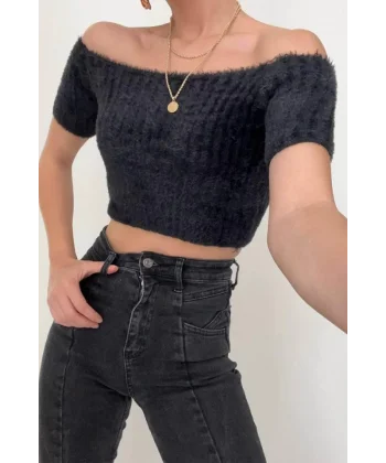 Omuzu Açık Kısa Crop  Siyah