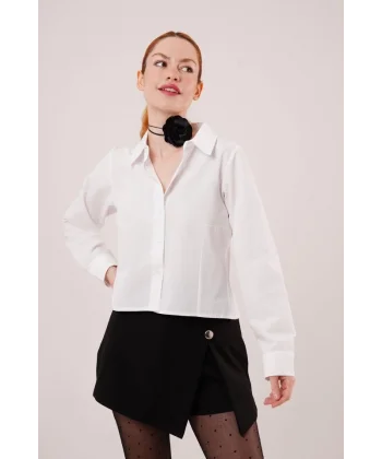 Ön Dikiş Detaylı Beyaz Gömlek