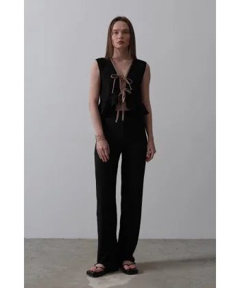 Önü Bağlamalı Volanlı Örme Takım - Siyah