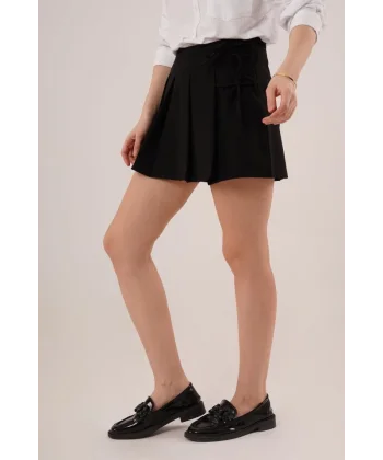 Önü Piliseli Yandan Bağlama Detaylı iyah ini Şort Etek