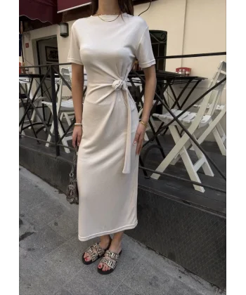 Osy Modal Yumuşak Dokulu Kumaş Bisiklet Yaka Kısa Kollu Kuşaklı Uzun Elbise - Beyaz