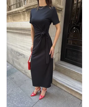 Osy Modal Yumuşak Dokulu Kumaş Bisiklet Yaka Kısa Kollu Kuşaklı Uzun Elbise - Siyah