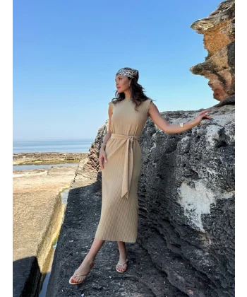 Pamela Kuşakli Vatkali Elbi̇se