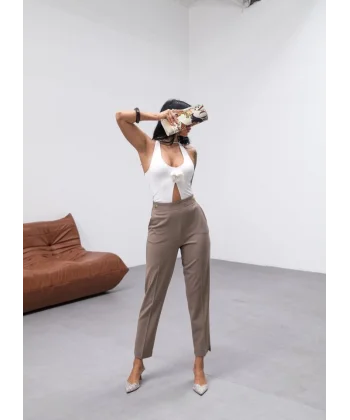 Poly Viscose Dekorati̇f Düğmeli̇ Arka Bel Lasti̇kli̇ Pantolon