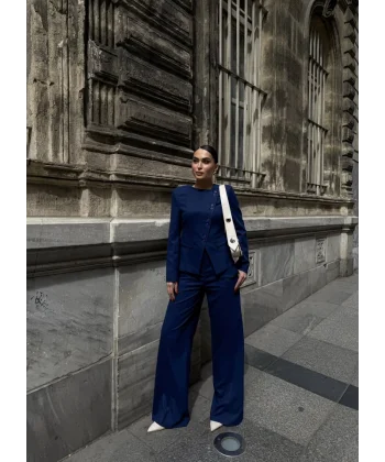 Poly Viscose Full Lycra Asi̇metri̇k Düğmeli̇ Vatkali Ceket Pantolon Takim