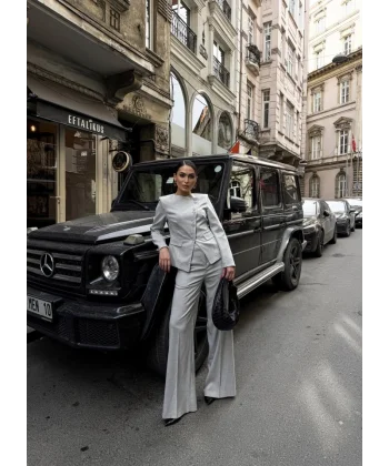 Poly Viscose Full Lycra Asi̇metri̇k Düğmeli̇ Vatkali Ceket Pantolon Takim