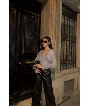 PUU CROP KRUVAZE BUZ  Gümüş