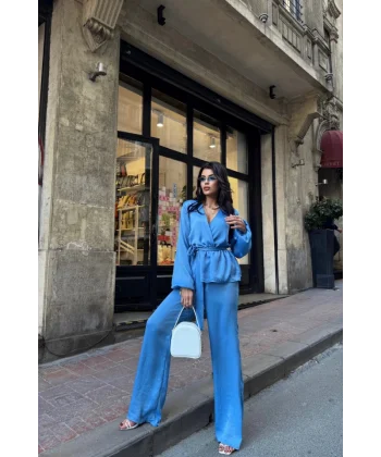 SATEN KRUVAZE BAĞLAMALI BLUZ- PANTOLON TAKIM - Mavi
