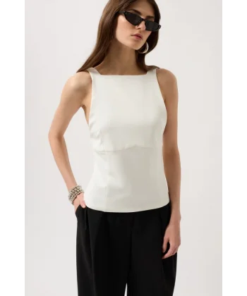 Sırt Kurdele Detay Bluz