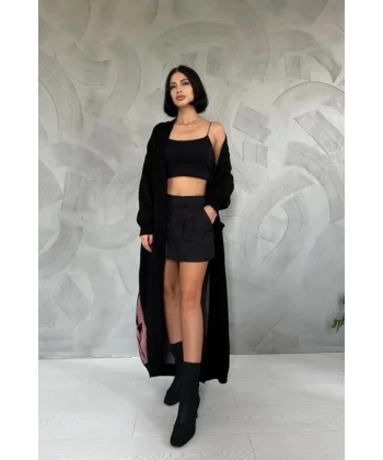 Siyah Arkası Desenli Hırka