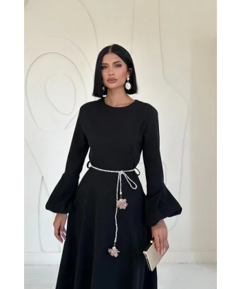 Siyah Balon Kollu Kuşaklı Elbise