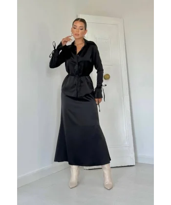 Siyah Biyeli Gömlek Ve Etek Takım