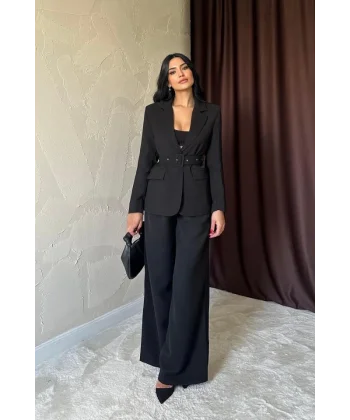 Siyah Cep Kapaklı Ve Kemerli Ceket